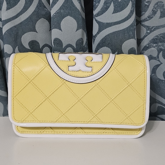 Tory Burch Fleming Leather Soft Wallet on Chain Vintage Lemon Yellow Crossbody💛 - Picture 4 of 8
